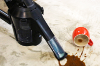 液体を吸引！ 普通の掃除機が“水掃除機”になる「switle（スイトル）」って、知ってる？