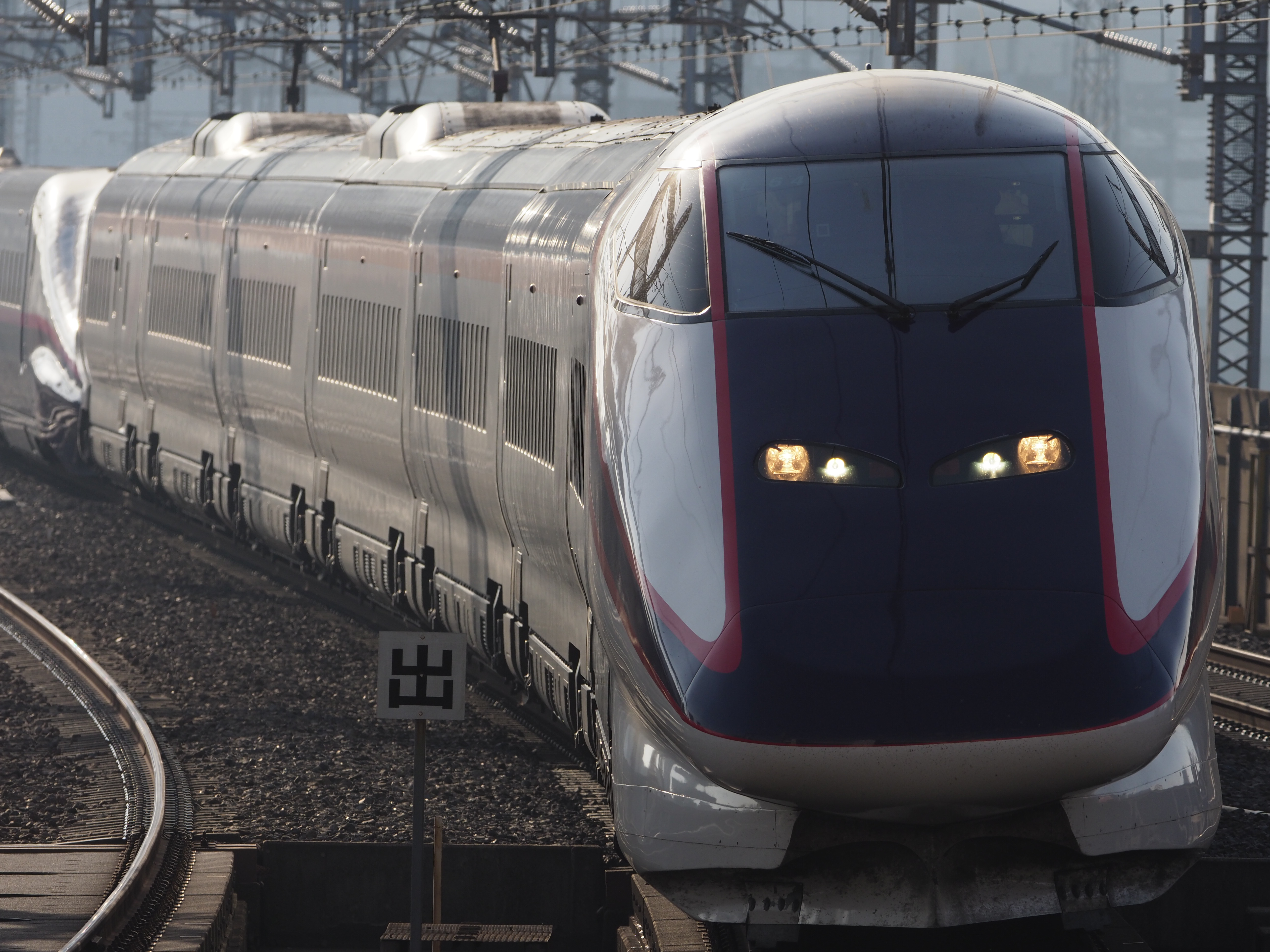 オリンパス OM-D E-M1 MARK II ボディ シャッター数2920回 オリンパス OM-D E-M1 MARK II ボディ シャッター数2920回