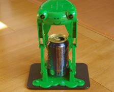 ギュギュっと潰して缶ゴミ削減？！ 缶クラッシャーかえる君 - 価格.com