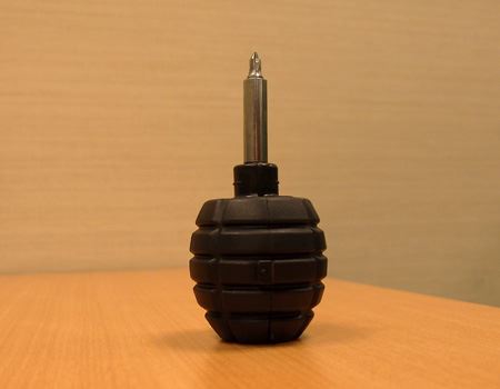 ΂񏬂vXhCo[𑕒B֒eƃhCo[ƂِFȑgݍ킹Ȃ̂ɁAsvcƃ}b`Ă܂