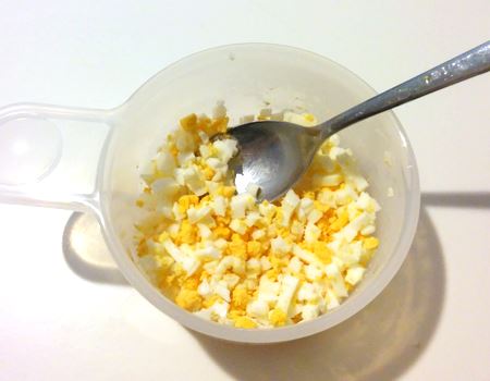 Ԃ̖ڂʂŗȂ̖ڏɃJbgĉ̗e