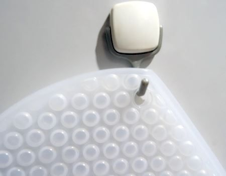 POPPIN' HOT oven mitt