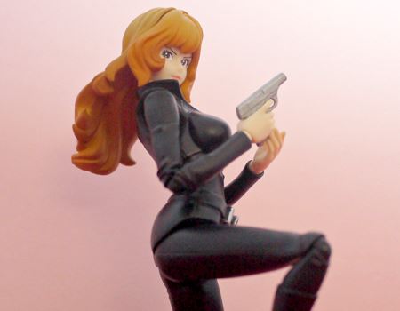 新TV版「S.H.Figuarts 峰不二子」、ぴったり黒ボディスーツで