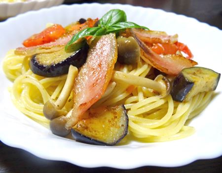 カリッと香ばしく焼いて、パスタにも
