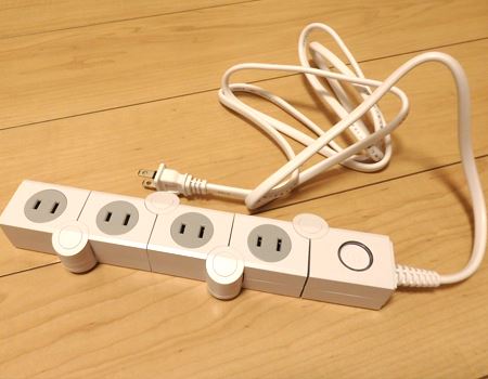 差し込み口をフル活用！ クネクネ曲がる電源タップに脱帽 - 価格.com