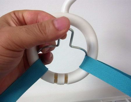 また、フック部分にあるベルトを固定しているリングを外せば、ベルトの長さを調整できます