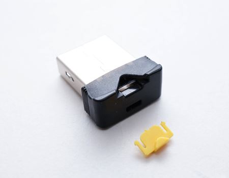 yӁz̉Fo͈Ă܂I@J[h[_[ɑ}microSDJ[ho߂̃o[̂łI@̉摜̓_ȗłˁBKbfI
