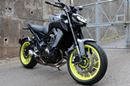 ライダーの理想をかなえてくれるバイク！ 一体感がたまらない新デザインのヤマハ「MT-09 ABS」