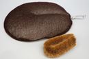“たわし枕”に“口封じテープ”!? 人気の眠活グッズ実力診断!