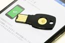 不正アクセスによるアカウント乗っ取りを防ぐには? 「ePass FIDO-NFC」で鉄壁の防御を固める