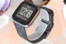 3万円切りスマートウォッチ「Fitbit Versa」! 生理周期の記録も可