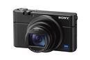 ソニーから、光学8倍ズームの1インチ高級コンデジ「RX100 VI」が登場