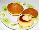 中身があんこと思うなよ? プリン入りどら焼きだ!