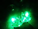 お目立ち度200%。あなたの耳元で光り輝くLEDピアス