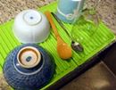 水切りにも鍋敷きにもなるマットが使い勝手抜群でした