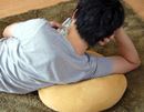 「人をダメにする」と噂のニトリのモチモチクッション
