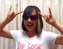 黒髪でもキレイに発色! カラフルなヘアチョークで手軽に変身