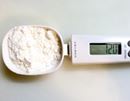 すくってそのまま計量! スプーン型計量器が手間いらず♪