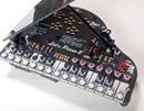 作って、弾いて、聴いて! はんだ付けで手作りする電子ピアノ