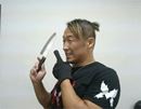 防刃グローブは本当に切れない? レスラーが体当たり検証!