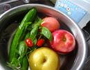 野菜も洗える!? アルカリ電解水クリーナーの実力をチェック