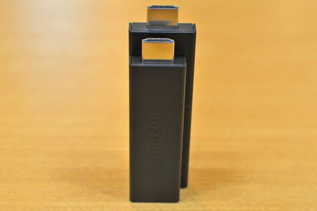 重ねてみると、本体サイズが一回りほど大きくなっているのがわかる