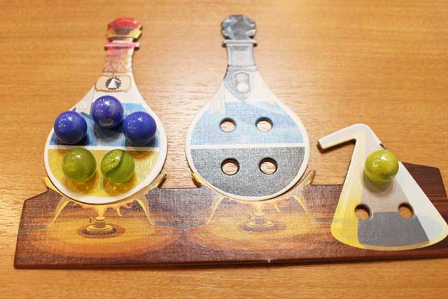 ゲットした材料を置いていくことで魔法薬を作ります