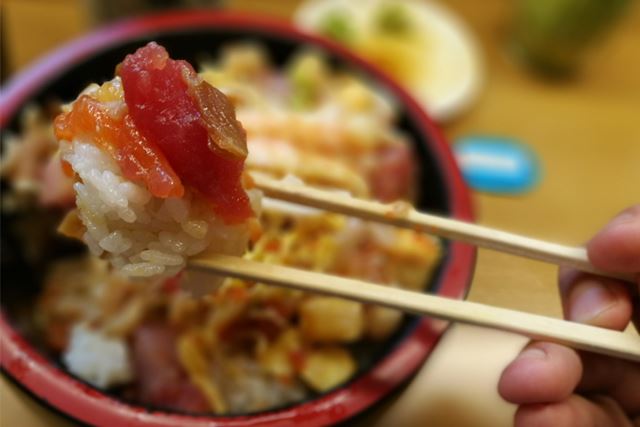 スマホで簡単に背景がボケたような写真が撮れる！ プロっぽい!!