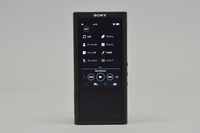 タッチパネルとなったことで、ユーザーインターフェイスはWM1シリーズと同じものに切り替わった