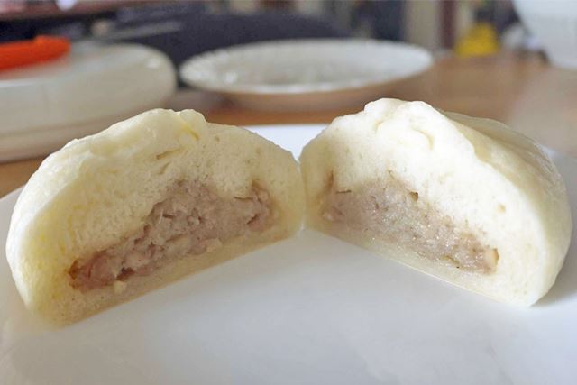 カットしてみました。皮は結構厚いんですよね