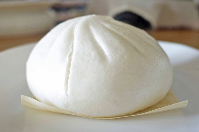 こちらはシンプルなお団子スタイル