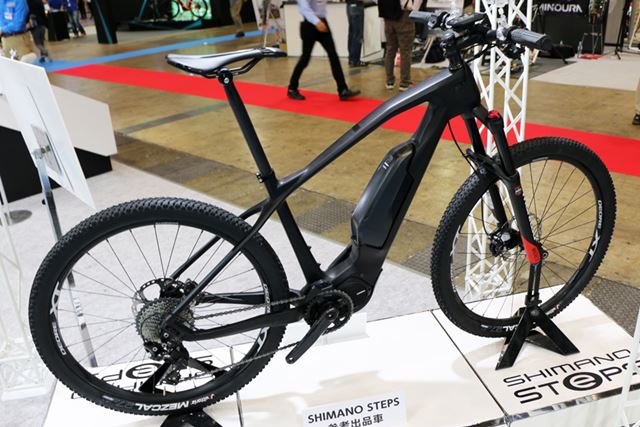 MTBタイプは参考出品のみ