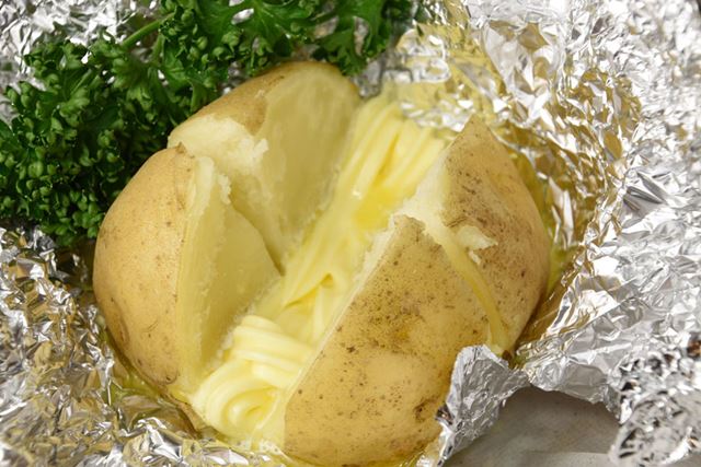 ホックホクのじゃがバターが完成！ 激ウマでした