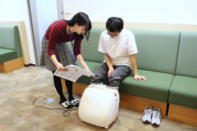 ここで価格.comマガジンの担当者が、モミーナを準備してくれました