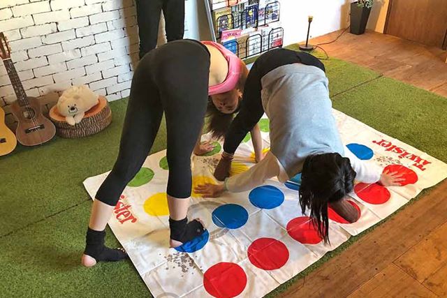 だいぶツイスターっぽくなってきました