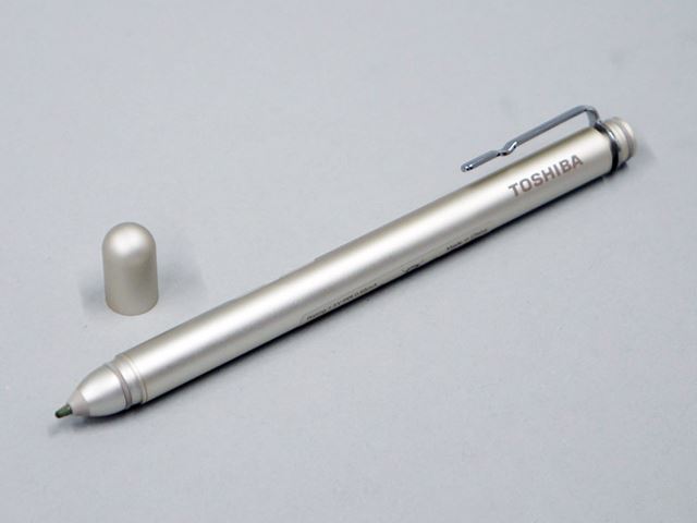 アクティブ静電結合方式デジタイザペンの重量は約17g。