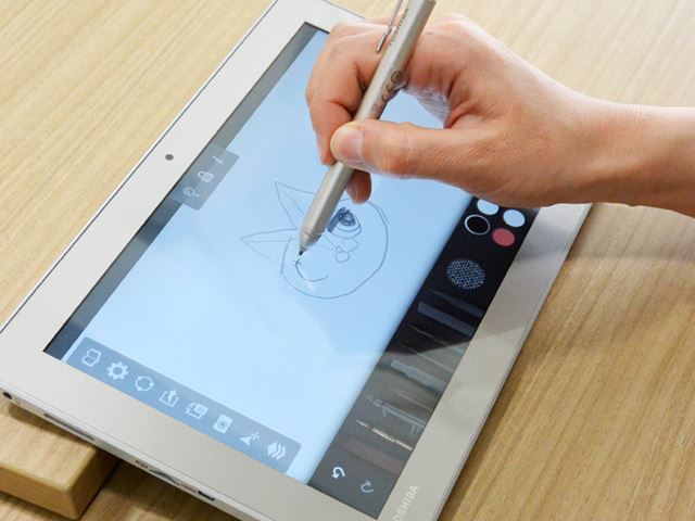 いろいろなペンを試した結果、?のペンが描く線の太さや濃淡を筆圧で変えやすかったそう