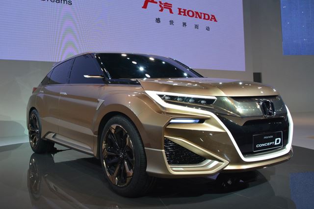 �ۥ�����緿SUV�����󥻥ץ� D��ȯɽ�����饤�󥢥åפν��¤򥢥ԡ���