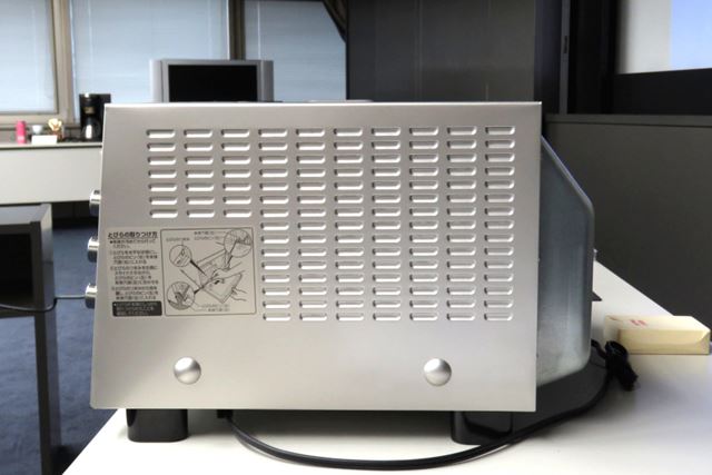 7本ヒーターで予熱ナシ！「マルチコンベクションオーブン ET-YA30」と