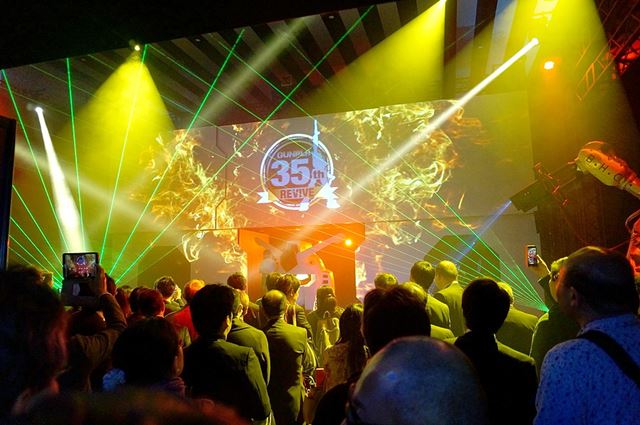 ���ơ������ͻ�