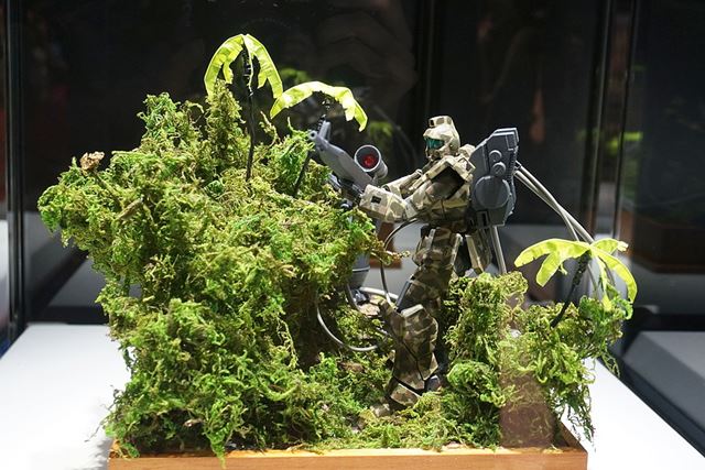 ����˥����������� ͦ�����Ƥ����� ���ץ��饹!!��