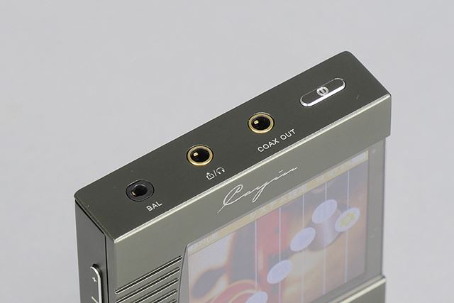 音も機能も充実！ Cayin「N5」は5万円クラスのハイレゾ対応DAPのダーク