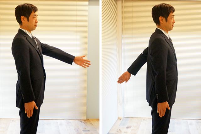 家の中でも行えるので、ひと目を気にする心配もなし! 腕をできる限り大きく振ってみよう