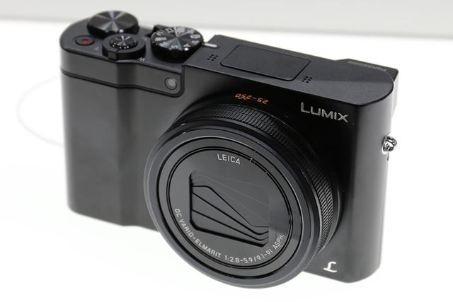 LUMIX DMC-TX1