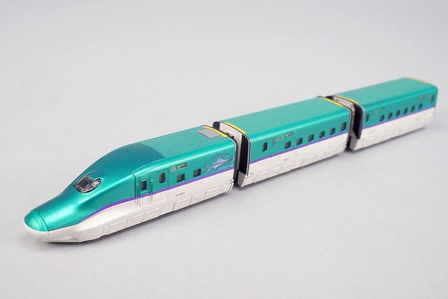 祝！北海道新幹線開業！ 「北海道新幹線 H5系」が早くもBトレイン