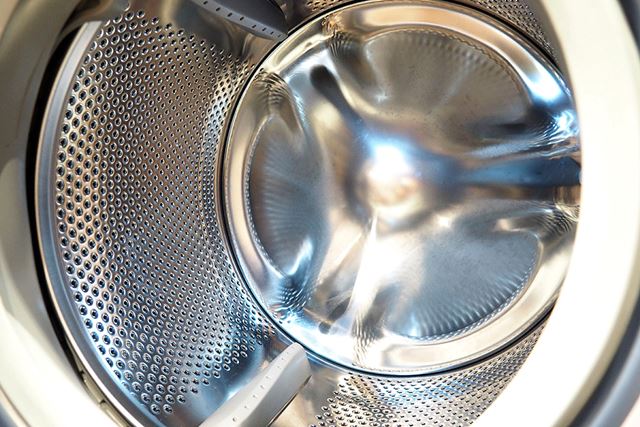 洗濯槽は、衣類に洗剤が染み込みやすく脱水効率が高い「Speed Soakドラム」を採用