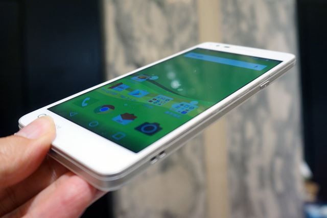 ��Qua phone PX�פν��̤ϡ���127g���ޤ����Ƥ���