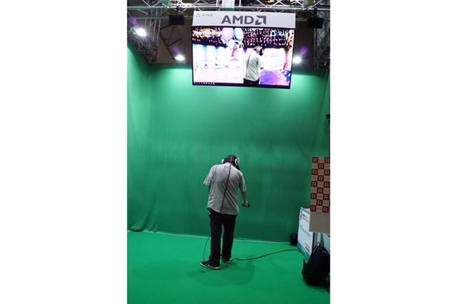 Experience the HTC Vive version of the VR idol project "Hop Step Sing!" Data-caption = "Experience the HTC Vive version of the VR idol project" Hop Step Sing! "