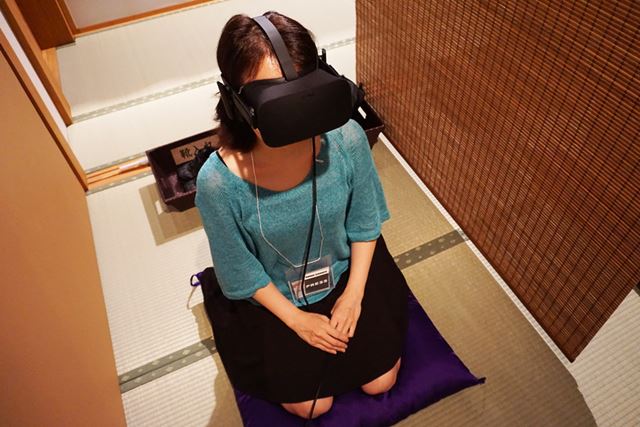 と思ったのですが、オキュラスリフトをつけてのプレイなので何の問題もありません