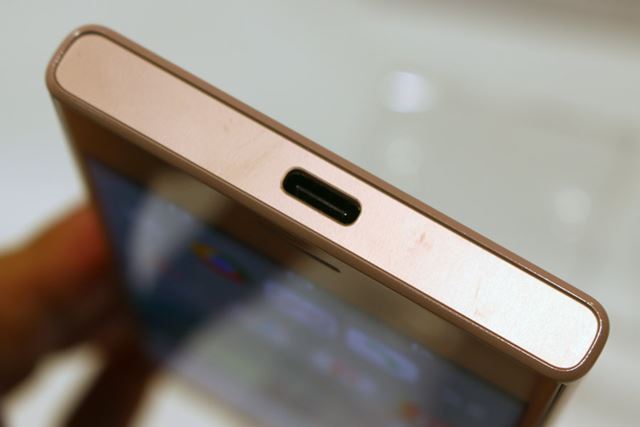 インターフェイスには、USB Type-Cポートが採用される